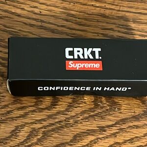 SUPREME CRKT MICROFLIPPER POCKET KNIFE